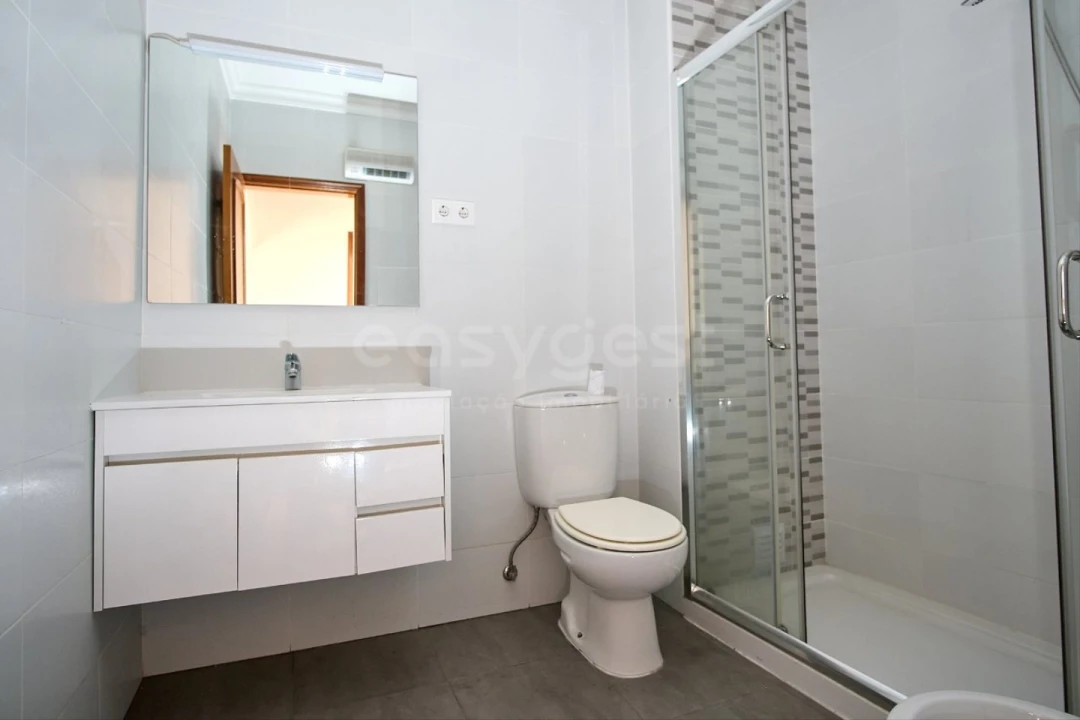 Apartamento T2 para Venda em Vila Real de Santo Antonio Foto 10