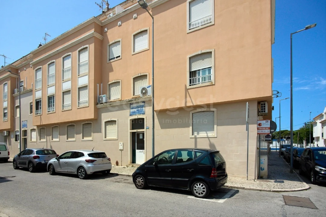 Apartamento T2 para Venda em Vila Real de Santo Antonio Foto 24