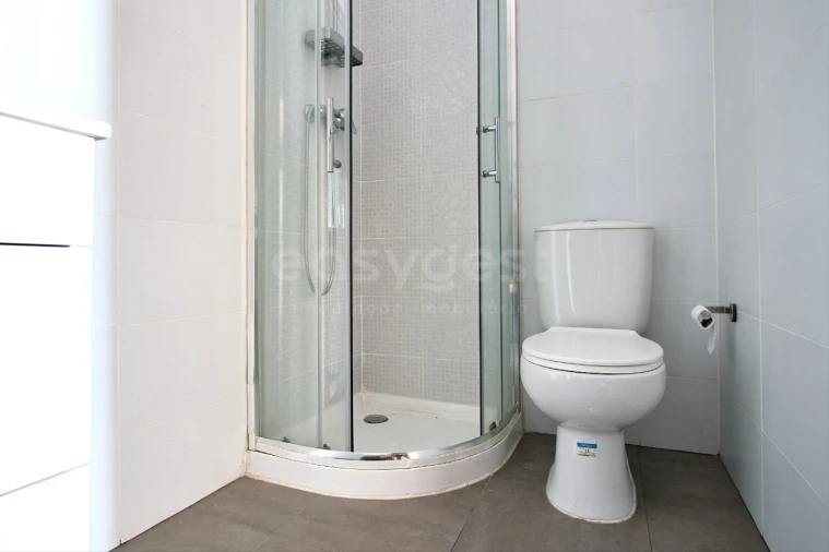 Apartamento T2 para Venda em Vila Real de Santo Antonio Foto 15