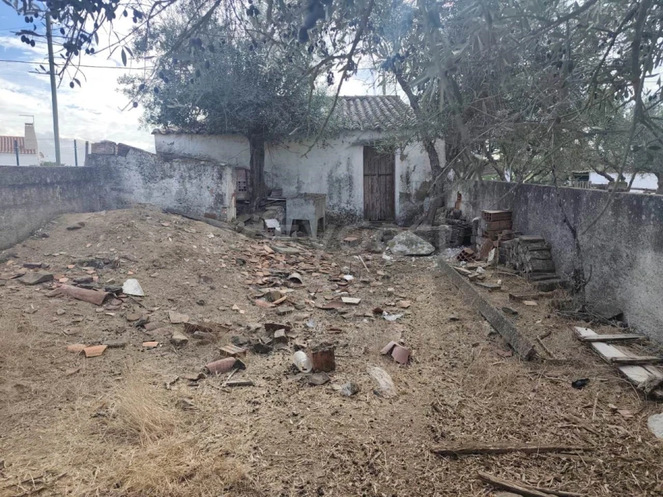 Moradia T1 para Venda em Aldeia dos Fernandes Foto 11