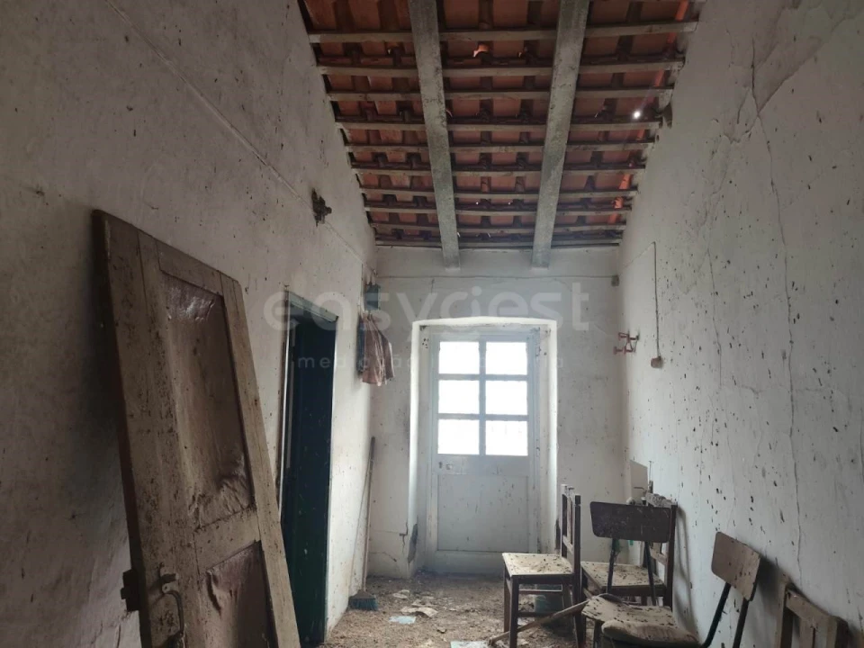 Moradia T1 para Venda em Aldeia dos Fernandes Foto 21