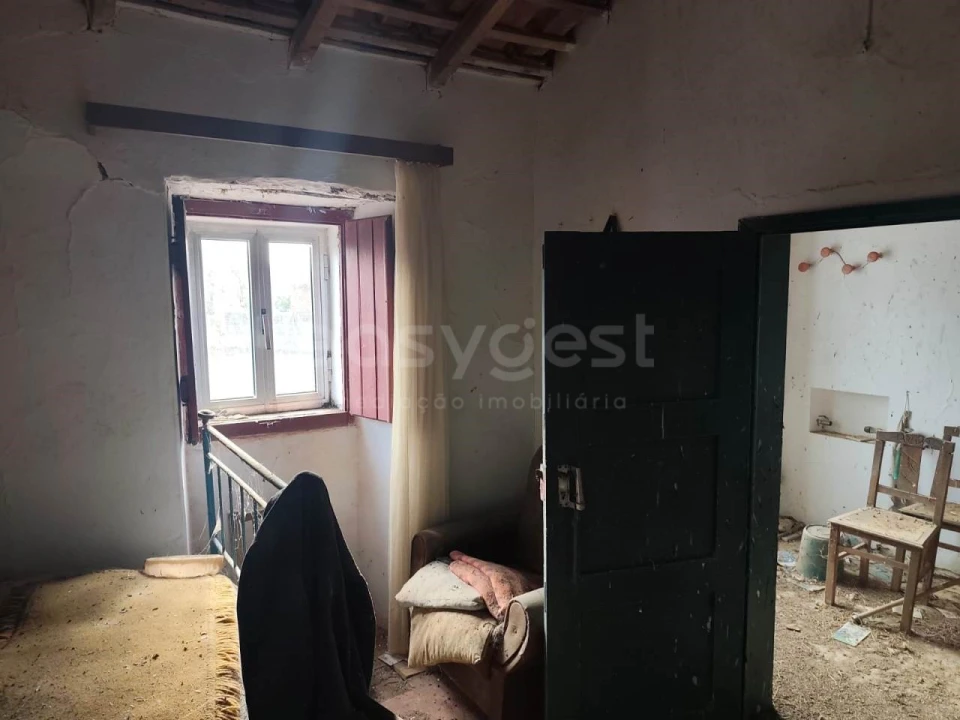 Moradia T1 para Venda em Aldeia dos Fernandes Foto 24