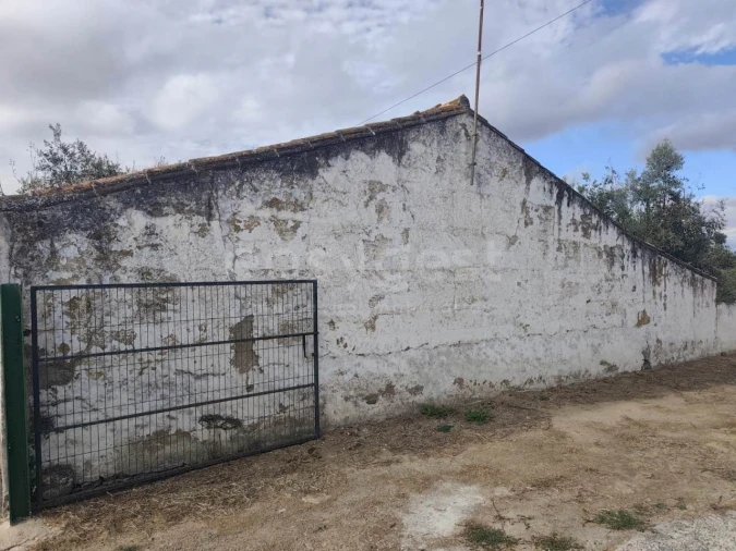 Moradia T1 para Venda em Aldeia dos Fernandes Foto 5