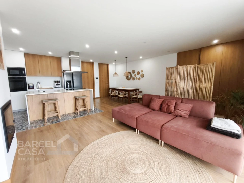 Moradia T3 para Venda em Manhente Foto 4