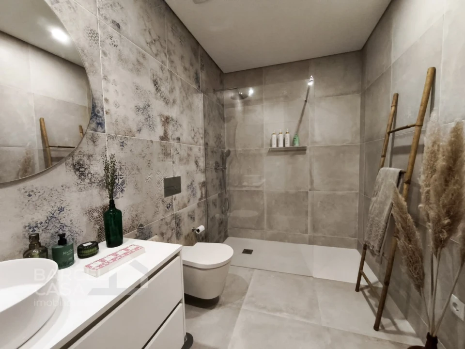 Moradia T3 para Venda em Manhente Foto 11