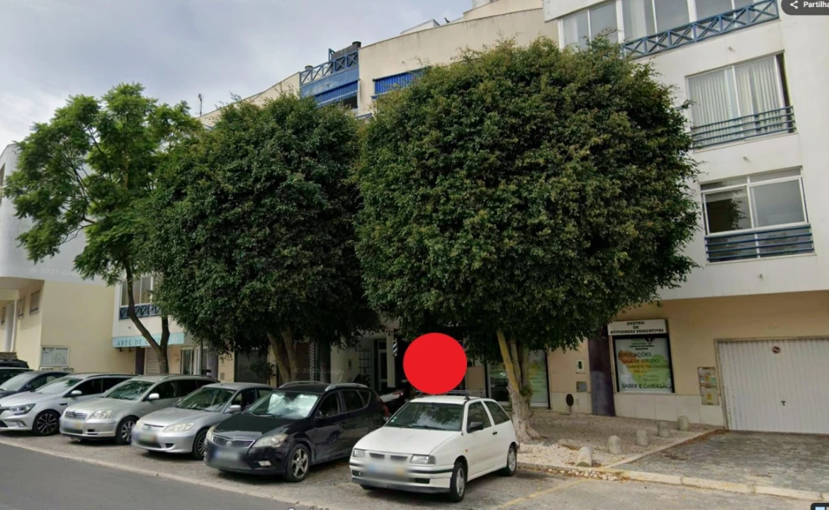 Loja para Arrendamento em Charneca de Caparica e Sobreda Foto 2