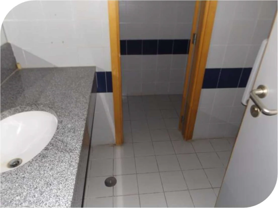 Loja para Venda em Alcanhões Foto 12