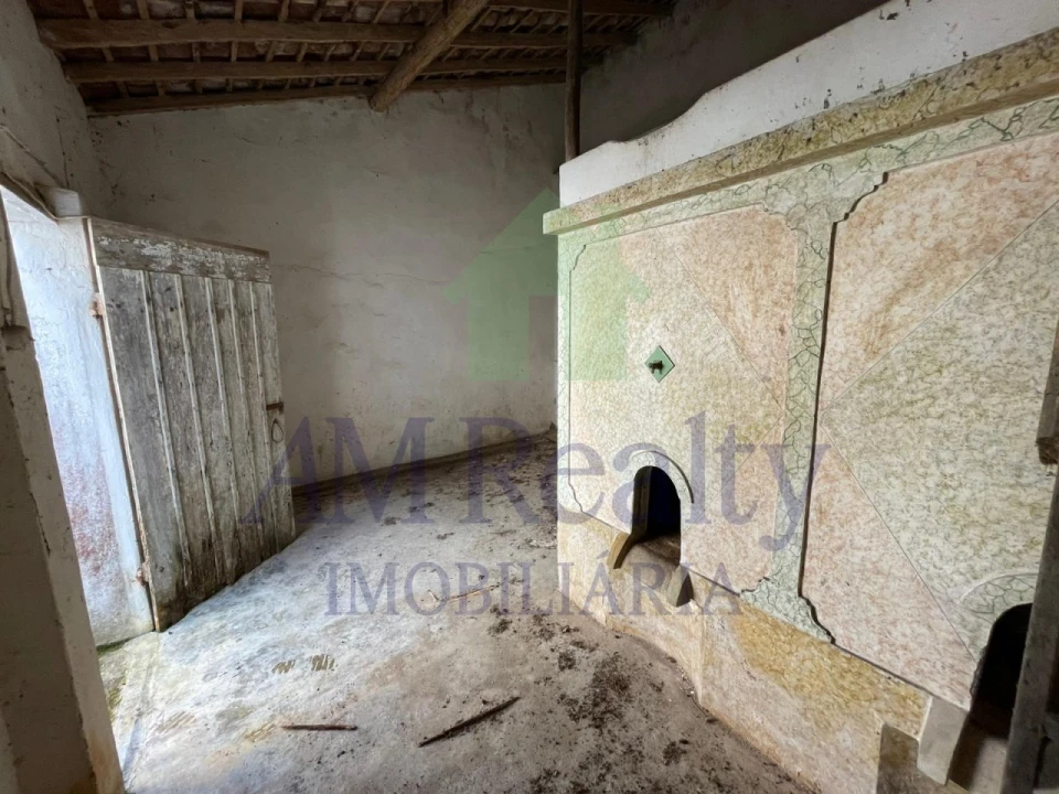 Moradia para Venda em Olho Marinho Foto 15