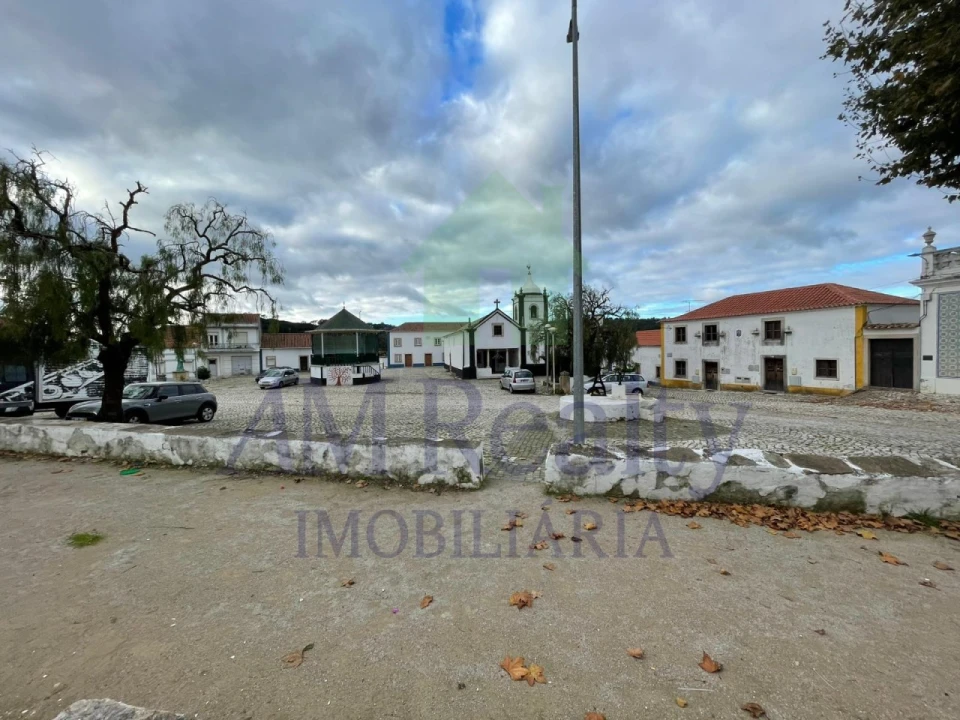 Moradia para Venda em Santa Maria, São Pedro e Sobral da Lagoa Foto 4