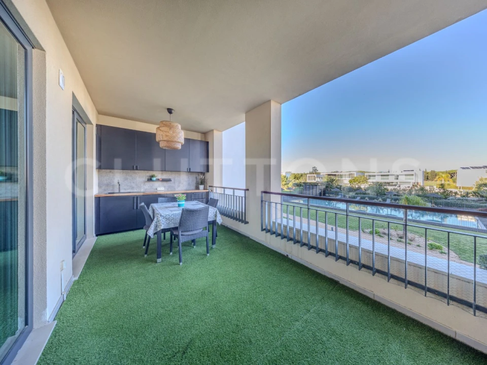 Apartamento T2 para Venda em Quarteira Foto 9