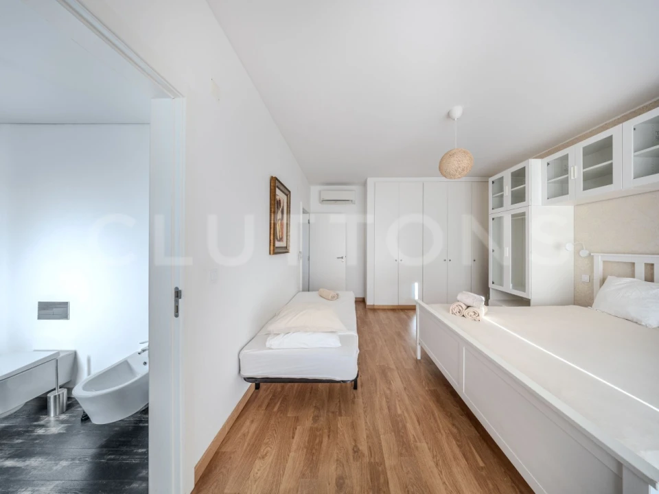 Apartamento T2 para Venda em Quarteira Foto 18