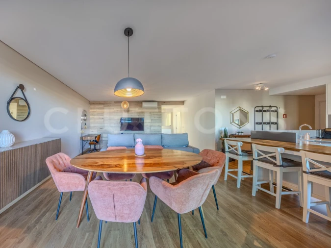 Apartamento T2 para Venda em Quarteira Foto 2