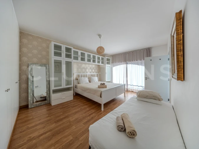 Apartamento T2 para Venda em Quarteira Foto 4