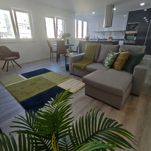 Apartamento T3 para Venda em Benfica Foto 2