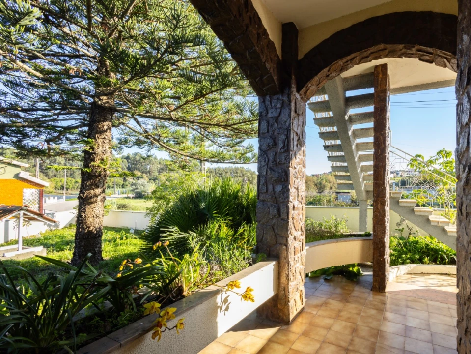 Moradia T4 para Venda em Lavos Foto 22