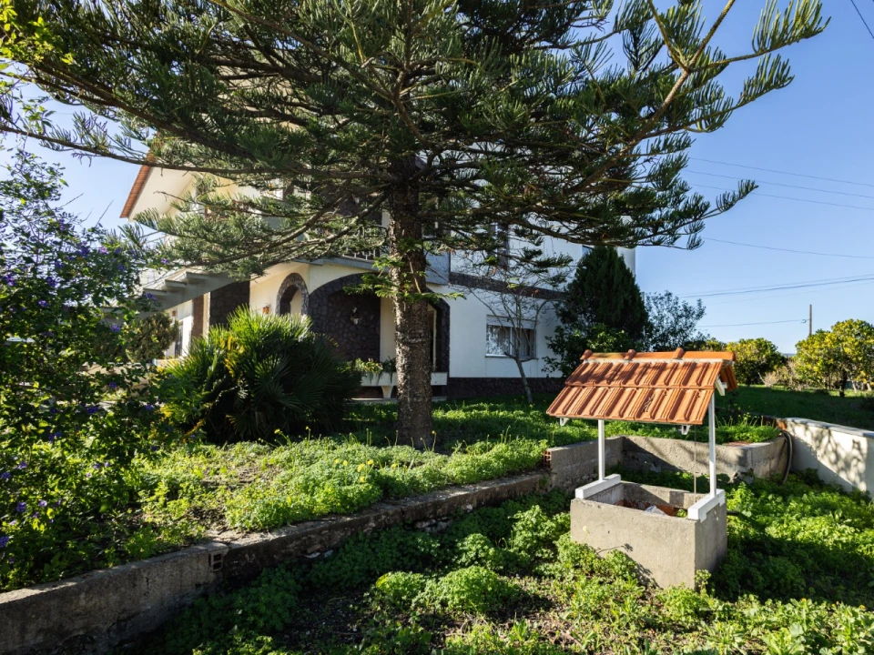 Moradia T4 para Venda em Lavos Foto 21