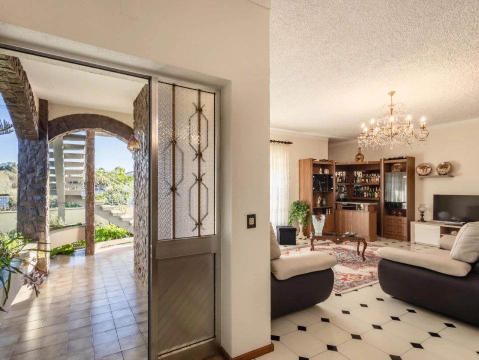 Moradia T4 para Venda em Lavos Foto 4