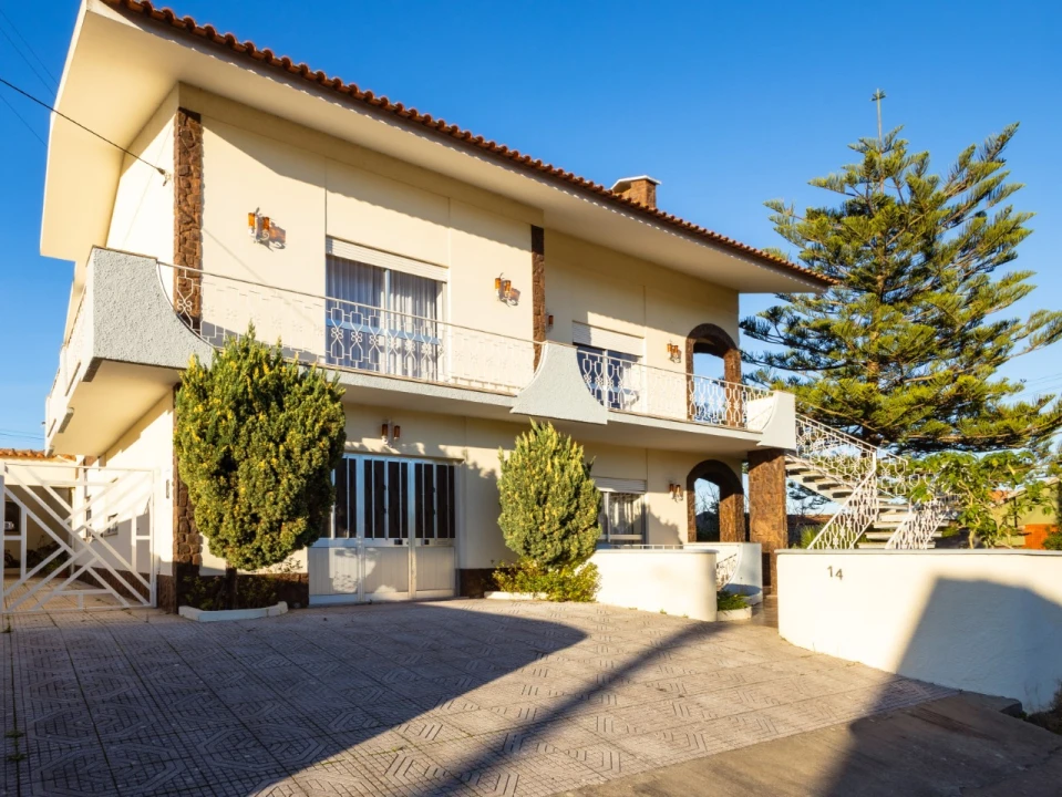 Moradia T4 para Venda em Lavos Foto 26