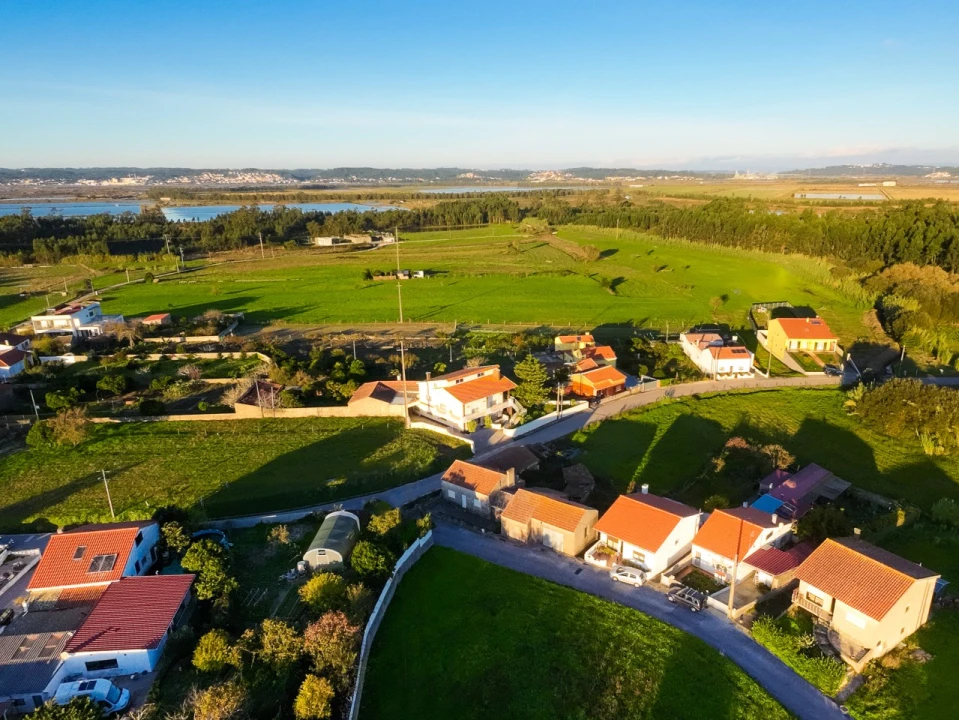 Moradia T4 para Venda em Lavos Foto 29