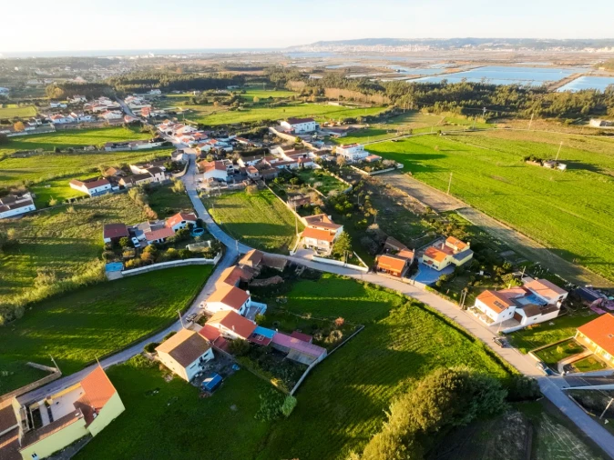 Moradia T4 para Venda em Lavos Foto 31