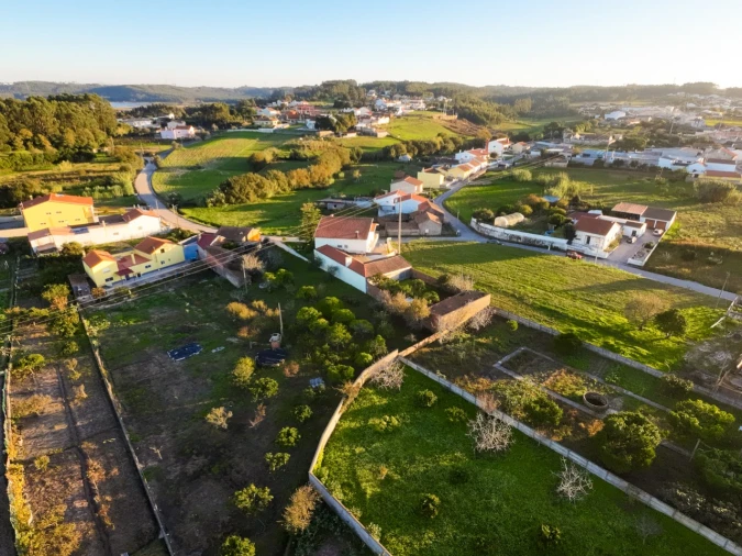 Moradia T4 para Venda em Lavos Foto 32