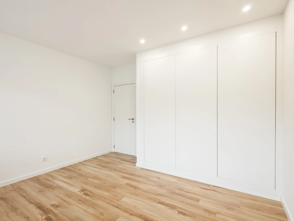 Apartamento T2 para Venda em Buarcos Foto 12