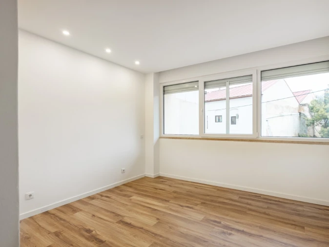 Apartamento T2 para Venda em Buarcos Foto 11