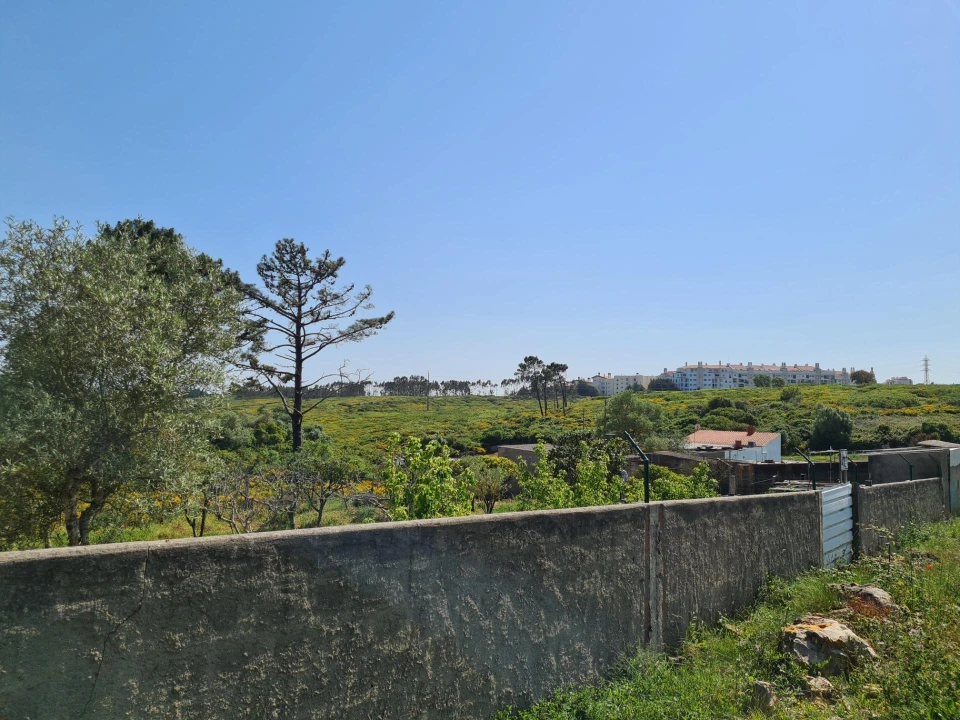 Terreno para Venda em Agualva e Mira-Sintra Foto 2