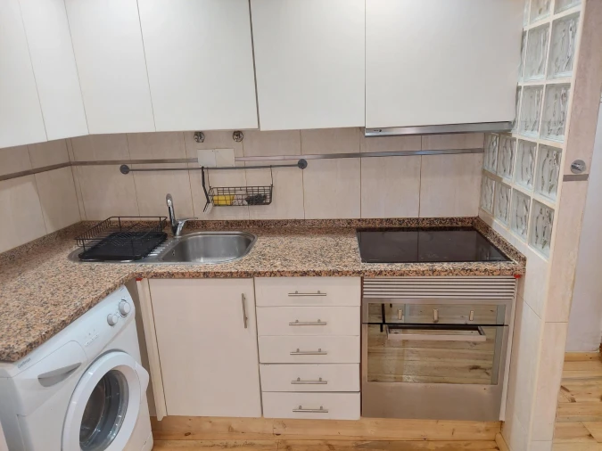 Apartamento T1 para Venda em Santa Maria Maior Foto 14