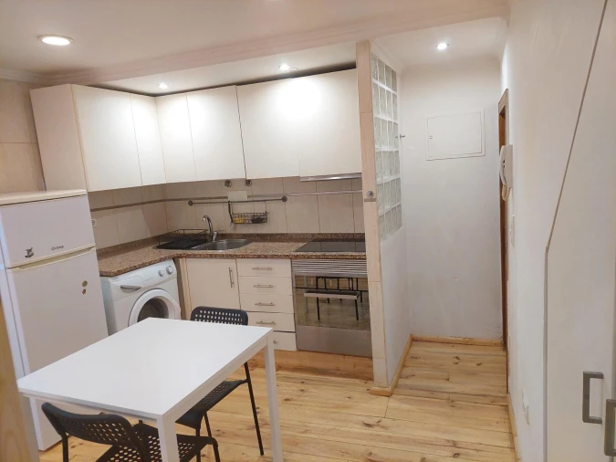 Apartamento T1 para Venda em Santa Maria Maior Foto 17