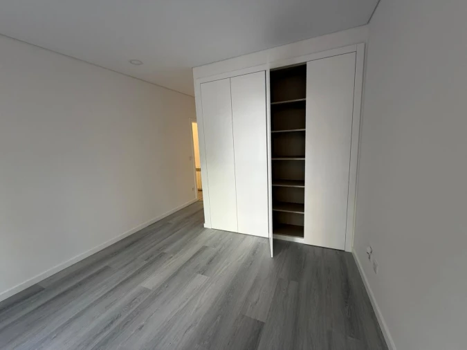 Apartamento T3 para Venda em Viseu Foto 11