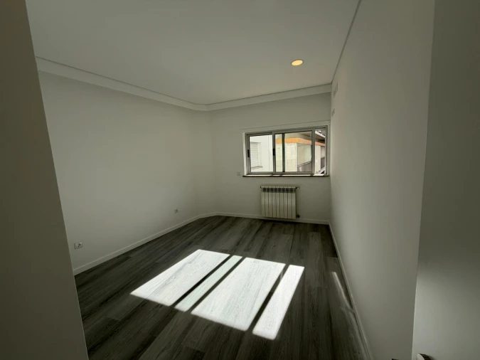 Apartamento T3 para Venda em Viseu Foto 8