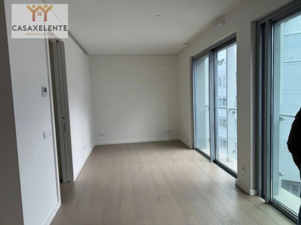 Apartamento T1 para Venda em Marvila Foto 7