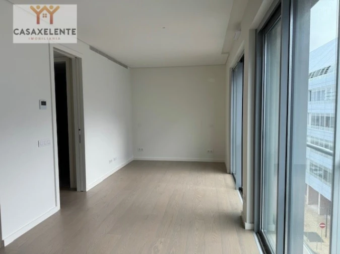 Apartamento T1 para Venda em Marvila Foto 35