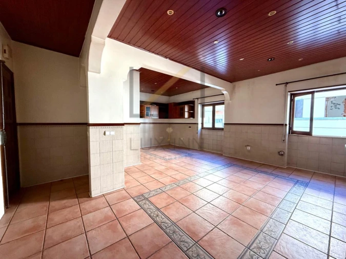 Apartamento T3 para Venda em Barreiro e Lavradio Foto 2