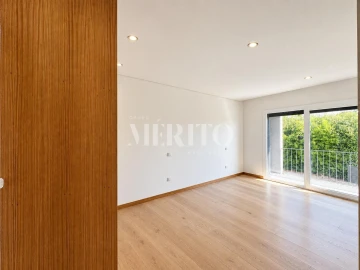 Apartamento T2 para Venda em Galegos (Santa Maria)