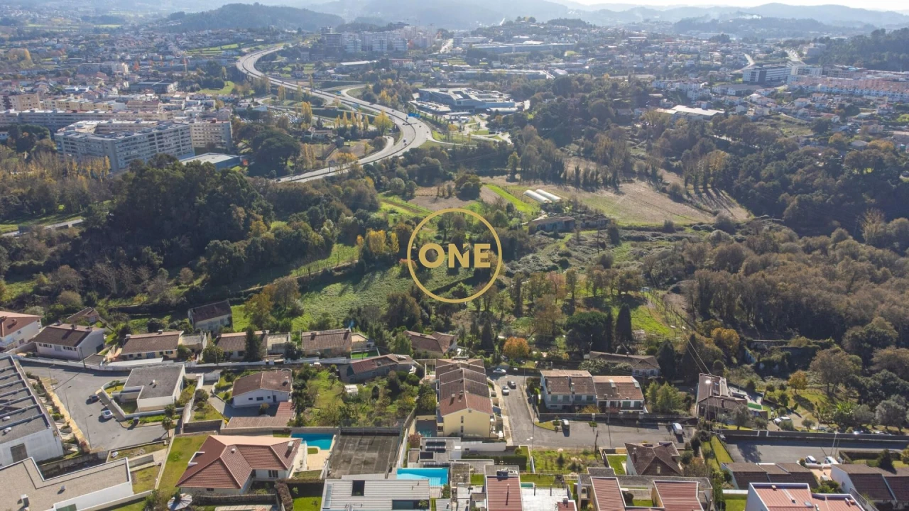 Terreno para Venda em Braga (Maximinos, Sé e Cividade) Foto 21