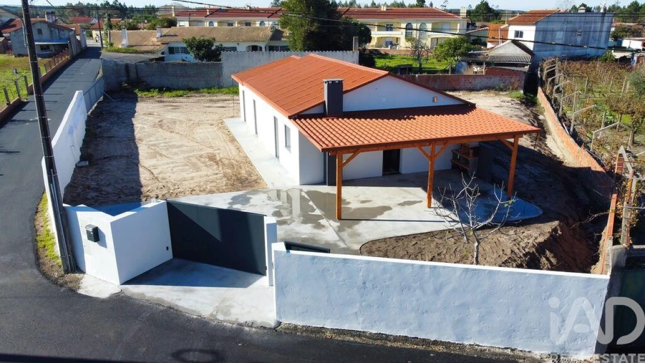 Moradia T3 para Venda em Marinha Grande Foto 4