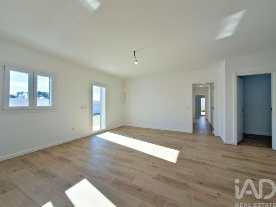 Moradia T3 para Venda em Marinha Grande Foto 14