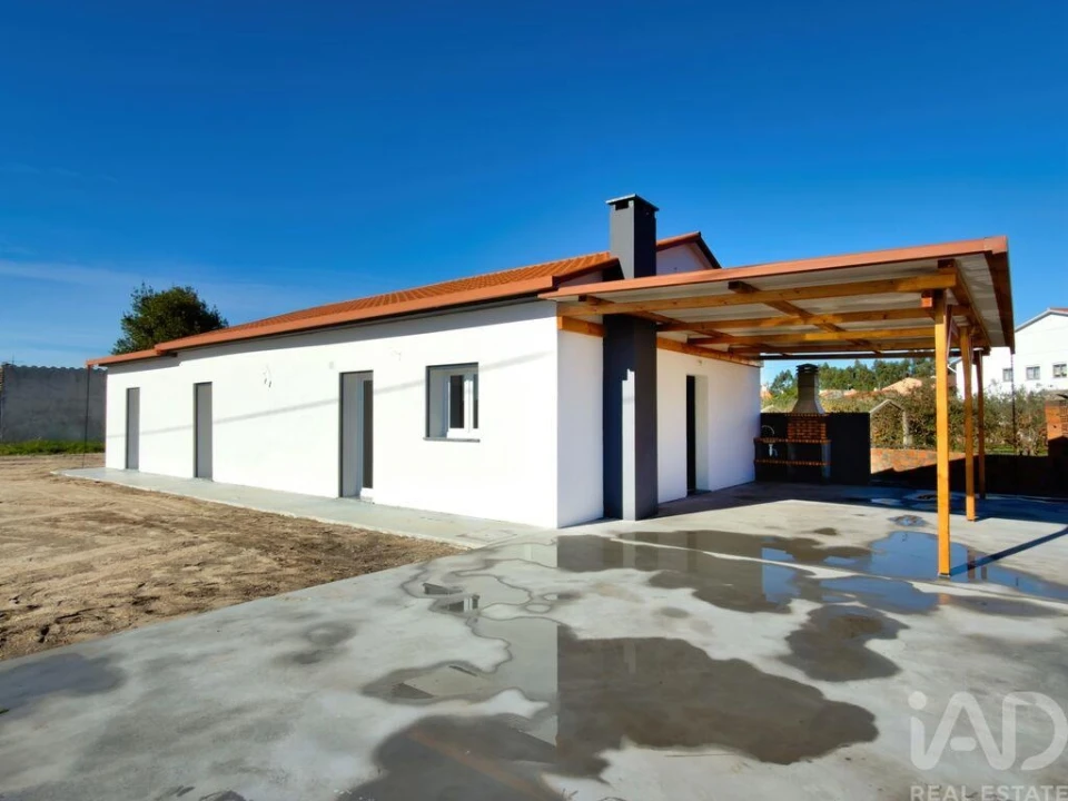 Moradia T3 para Venda em Marinha Grande Foto 1