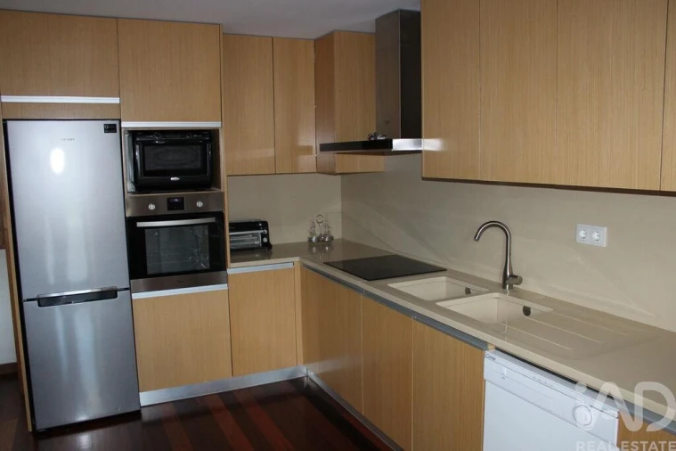 Moradia T6 para Venda em Gondifelos, Cavalões e Outiz Foto 9