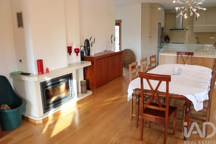 Moradia T6 para Venda em Gondifelos, Cavalões e Outiz Foto 8