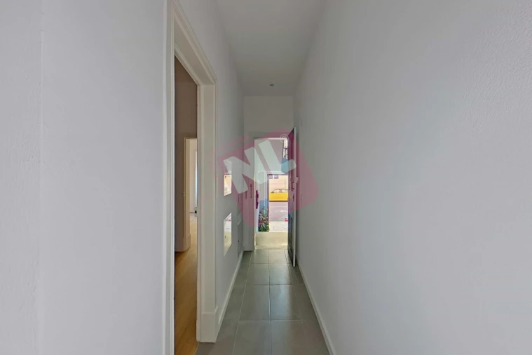 Apartamento T2 para Arrendamento em Avenidas Novas Foto 13