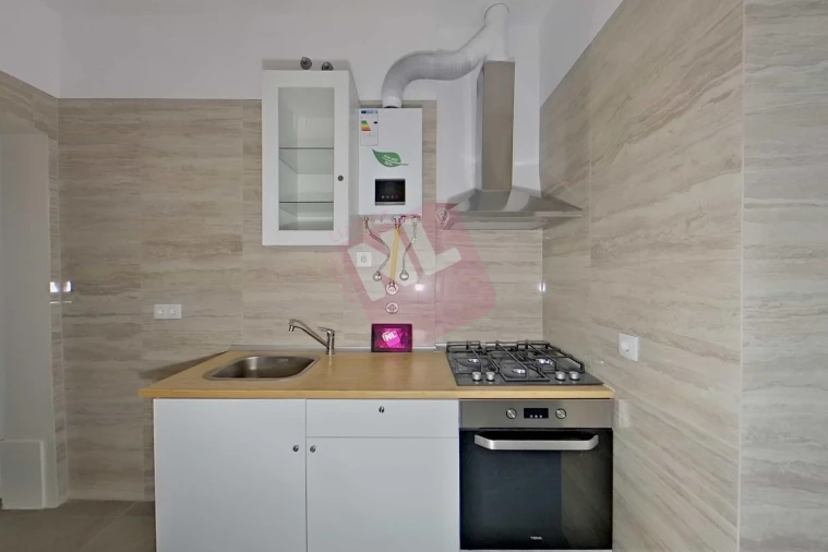 Apartamento T2 para Arrendamento em Avenidas Novas Foto 15