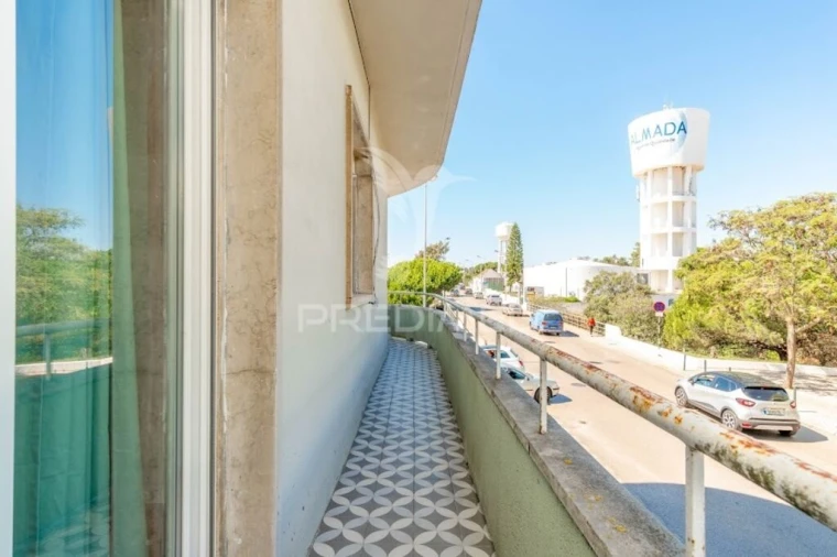 Apartamento T1 para Venda em Laranjeiro e Feijó Foto 10