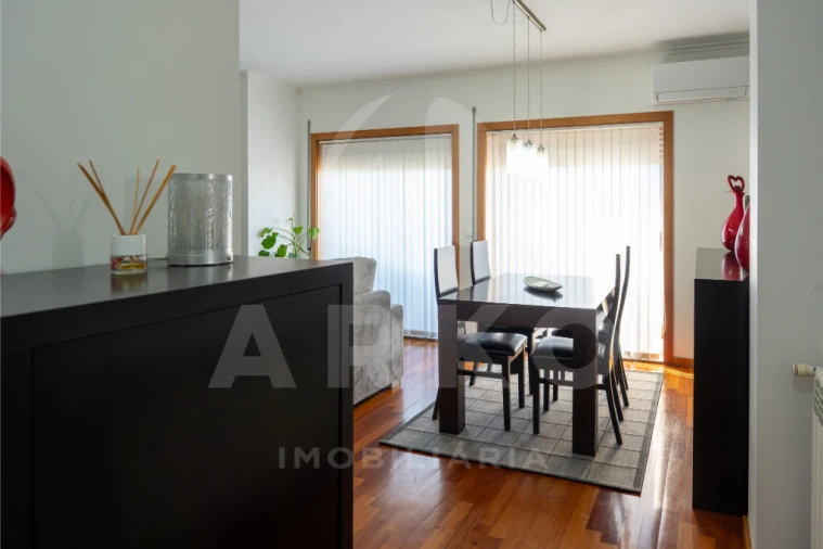 Apartamento T2 para Venda em Ermesinde Foto 2