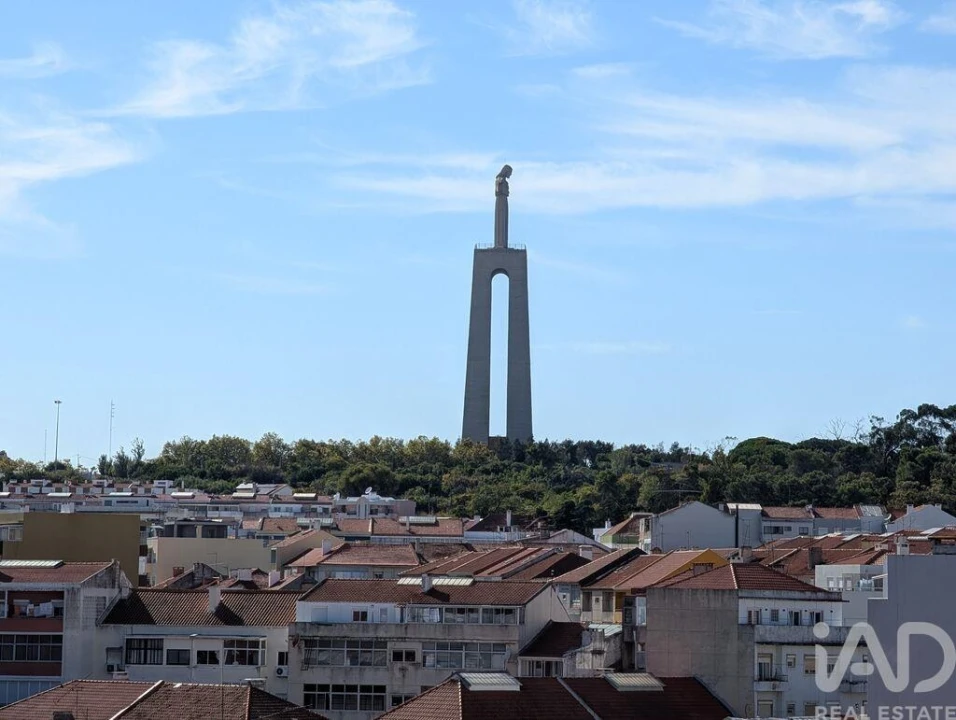 Apartamento T3 para Arrendamento em Almada, Cova da Piedade, Pragal e Cacilhas Foto 21