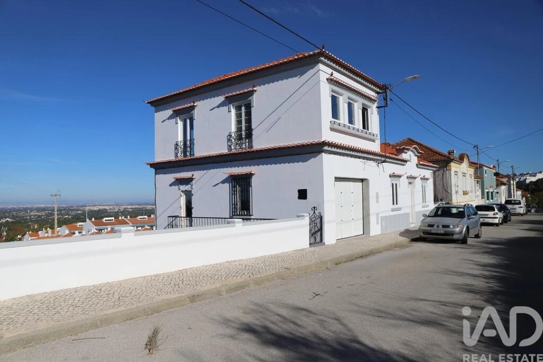 Prédio para Venda em Palmela Foto 2