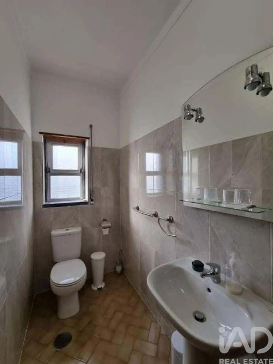 Moradia T6 para Venda em Casais e Alviobeira Foto 19