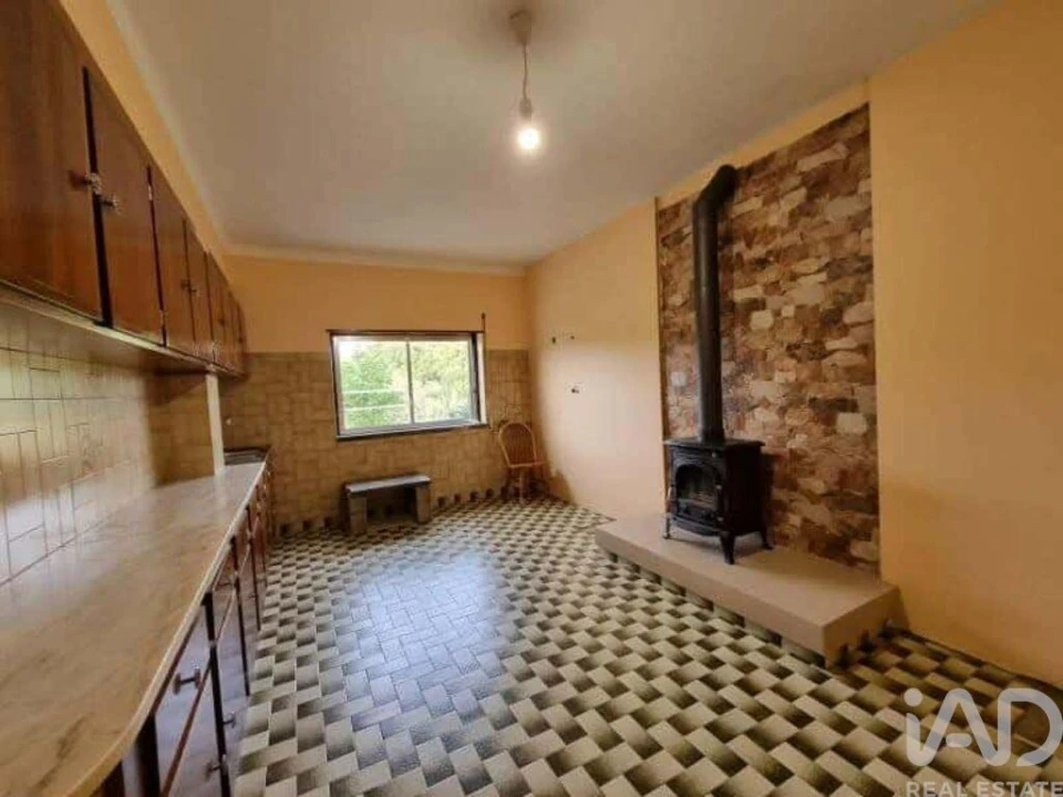 Moradia T6 para Venda em Casais e Alviobeira Foto 12